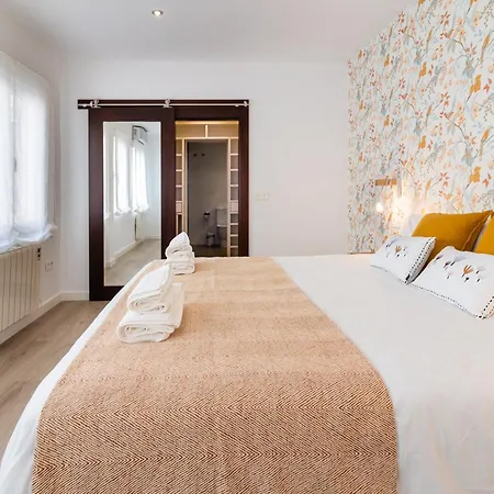New! Antala - Patios De Apartman *